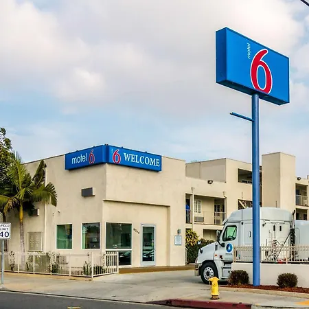 Motel 6 Bell Gardens